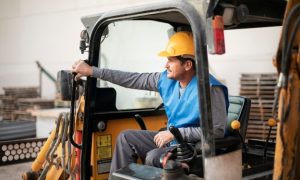 Кран-манипулятор: возможности, грузоподъёмность и правила безопасной эксплуатации